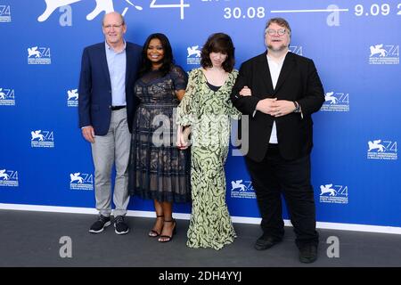 Richard Jenkins, Octavia Spencer, Sally Hawkins e Guillermo del Toro partecipano al Shape of Water Photocall durante il 74a Festival Internazionale del Cinema di Venezia (Mostra di Venezia) al Lido di Venezia il 31 agosto 2017. Foto di Aurore Marechal/ABACAPRESS.COM Foto Stock