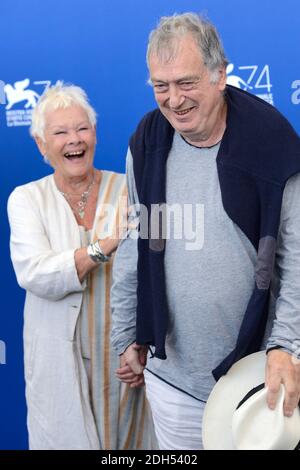 Judi Dench e Stephen Frears al Victoria et Abdul Photocall durante il 74a Festival Internazionale del Cinema di Venezia (Mostra di Venezia) al Lido di Venezia, il 03 settembre 2017. Foto di Aurore Marechal/ABACAPRESS.COM Foto Stock