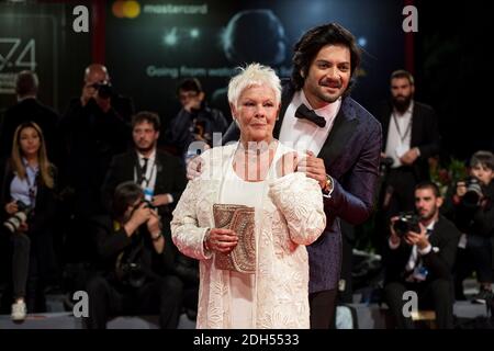 Judi Dench, Ali Fazal arriva alla prima di Victoria & Abdul al 74a Festival Internazionale del Cinema di Venezia il 3 settembre 2017. Foto di Marco Piovanotto/ABACAPRESS.COM Foto Stock