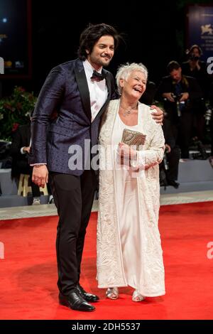 Judi Dench, Ali Fazal arriva alla prima di Victoria & Abdul al 74a Festival Internazionale del Cinema di Venezia il 3 settembre 2017. Foto di Marco Piovanotto/ABACAPRESS.COM Foto Stock