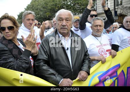 Marcel Campion et les Forains sont en tête de la manifestation contre la riforme du code du travail du gouvernement Macron a Parigi, Francia il 12 settembre 2017. Foto di Alain Apaydin/ABACAPRESS.COM Foto Stock