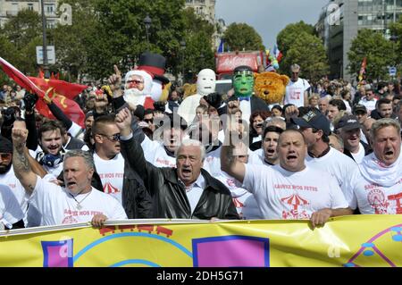 Marcel Campion et les Forains sont en tête de la manifestation contre la riforme du code du travail du gouvernement Macron a Parigi, Francia il 12 settembre 2017. Foto di Alain Apaydin/ABACAPRESS.COM Foto Stock