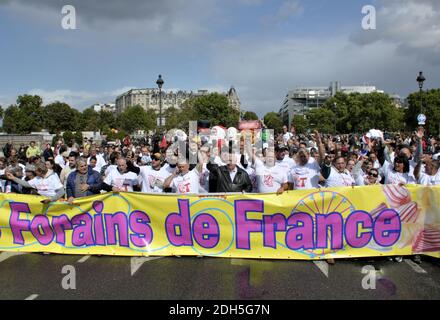 Marcel Campion et les Forains sont en tête de la manifestation contre la riforme du code du travail du gouvernement Macron a Parigi, Francia il 12 settembre 2017. Foto di Alain Apaydin/ABACAPRESS.COM Foto Stock
