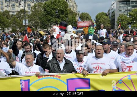 Marcel Campion et les Forains sont en tête de la manifestation contre la riforme du code du travail du gouvernement Macron a Parigi, Francia il 12 settembre 2017. Foto di Alain Apaydin/ABACAPRESS.COM Foto Stock