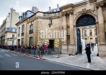 Illustrazione di fronte all'Hotel de Matignon come parte delle Giornate europee del Patrimonio a Parigi, Francia il 16 settembre 2017. Foto di David Boyer/ABACAPRESS.COM Foto Stock