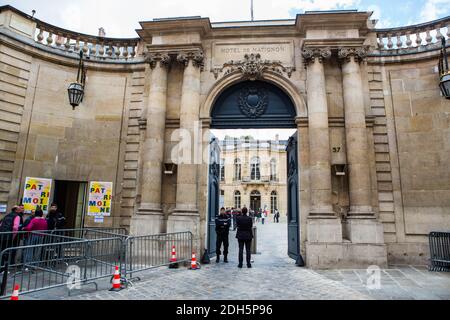 Illustrazione di fronte all'Hotel de Matignon come parte delle Giornate europee del Patrimonio a Parigi, Francia il 16 settembre 2017. Foto di David Boyer/ABACAPRESS.COM Foto Stock