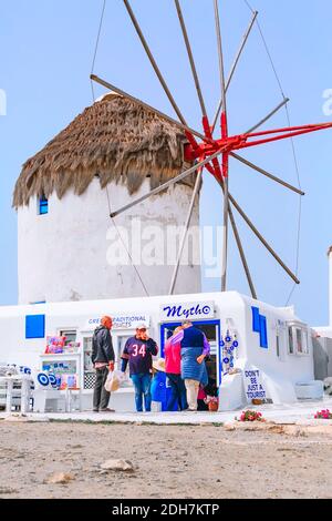 Isola di Mykonos mulino a vento in Grecia, Cicladi Foto Stock