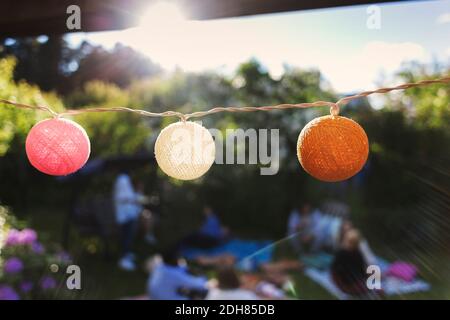 Decorazione appesa su cabina di legno Foto Stock