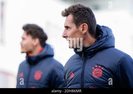 Monaco, Baviera, Germania, 30.11.2020, Calcio: Sessione di pratica squadra FC Bayern Monaco – Miroslav Klose, coach assistente editoriale solo Foto Stock