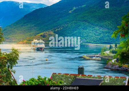 Nave da crociera norvegese a Flam Foto Stock