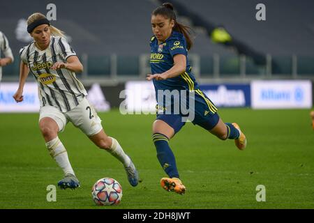 Torino, Italia. 09 dicembre 2020. Sakina Karchaoui di Olympique Lyonnaisdurante la partita della UEFA Women's Champions League tra Juventus e Lione allo stadio Allianz il 9 dicembre 2020 a Torino. (Foto di Alberto Gandolfo/Pacific Press/Sipa USA) Credit: Sipa USA/Alamy Live News Foto Stock