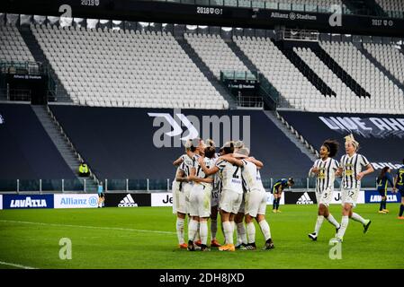 Torino, Italia. 09 dicembre 2020. Juventus festeggia durante la partita della UEFA Women's Champions League tra Juventus e Lione allo stadio Allianz il 9 dicembre 2020 a Torino. (Foto di Alberto Gandolfo/Pacific Press/Sipa USA) Credit: Sipa USA/Alamy Live News Foto Stock