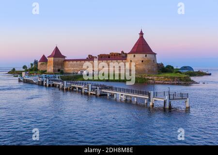 Fortezza Oreshek su una piccola isola sul fiume Neva - Regione di Leningrad Russia Foto Stock