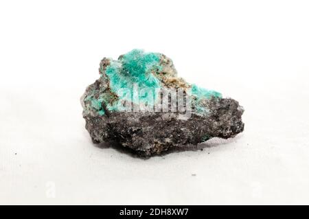 Calcedonio con cristallo hemimorphite campione minerale, elementi di terre rare Foto Stock