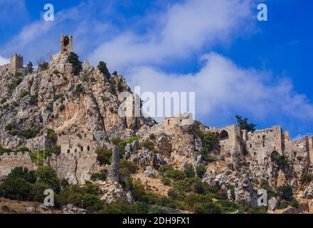 Castello storico di Saint Hilarion nella regione di Kyrenia - Cipro del Nord Foto Stock