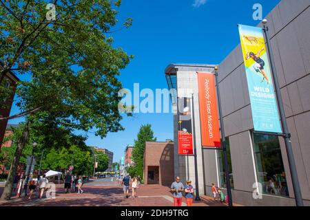 Peabody Essex Museum PEM ingresso principale al 161 Essex Street nel centro storico della città di Salem, Massachusetts, ma, USA. Foto Stock