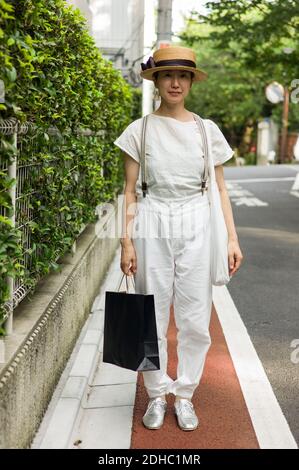 Ritratto di persone, stile streetstyle di persone reali a Tokyo Foto Stock