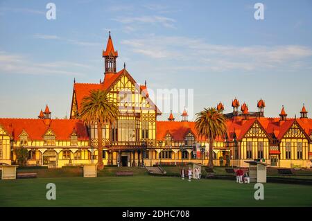 Rotorua Bath House (Museo di Arte e Storia), ai Giardini del Governo, Rotorua, Baia di Planty Regione, Isola del nord, Nuova Zelanda Foto Stock