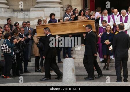 Atmosfera ai funerali dell'attore francese Jean Rochefort, a Parigi, Francia, il 13 ottobre 2017. Foto di De Groeve/ABACAPRESS.COM Foto Stock