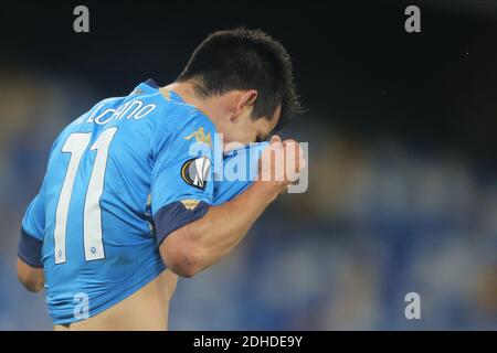 Napoli, Italia. 10 dicembre 2020. L'attaccante messicano del SSC Napoli Hirving Lozano ha deluso dal gol mancato durante la partita di calcio della UEFA Europa League SSC Napoli vs Real Sociedad.Napoli e Real Sociedad hanno tirato 1-1. Credit: Agenzia fotografica indipendente/Alamy Live News Foto Stock