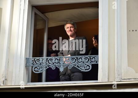 Lo scrittore francese Eric Vuillard pone dopo essere stato premiato con il Prix Goncourt per il suo libro 'l'Ordre du Jour' al ristorante Drouant a Parigi, Francia il 6 novembre 2017. Foto di Alban Wyters/ABACAPRESS.COM Foto Stock