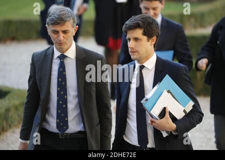 Segretario di Stato per la coesione territoriale Julien Denormandie in arrivo per le interrogazioni alla sessione del governo all'Assemblea nazionale, a Parigi, Francia, il 7 novembre 2017. Foto di Henri Szwarc/ABACAPRESS.COM Foto Stock