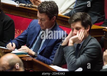 Il Ministro francese dell'Economia, Benjamin Griveaux, durante una sessione di interrogazioni al governo all'Assemblea nazionale di Parigi il 22 novembre 2017. Photo by ELIOT BLONDT/ABACAPRESS.COM Foto Stock