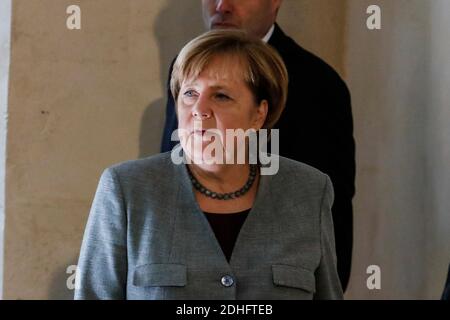 Angela Merkel durante il G5 Sahel Meeting a Chateau de la celle St-Cloud, Francia, il 13 dicembre 2017. Foto di Henri Szwarc/ABACAPRESS.COM Foto Stock