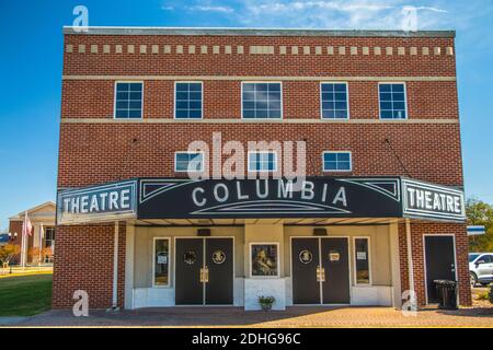 Harlem, GA USA - 12 02 20: Downtown Harlem Rural Downtown Old Style Columbia Movie Theater Foto Stock