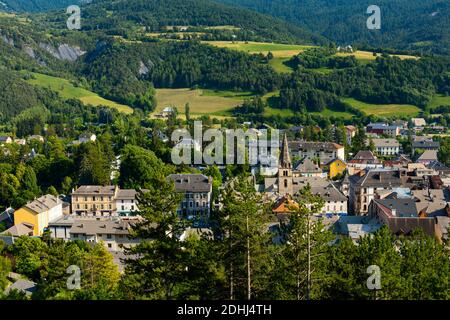 Barcelonnette Town, Valle Ubaye, Vallée de l'Ubaye, Alpi dell'alta Provenza, Francia, Europa Foto Stock