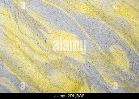 Concetto di colore dell'anno 2021 con colori luminosi giallo e grigio. Colore Faivorite del nuovo anno. Panno colorato in colori alla moda. Concetto per il design domestico, gli interni. Foto Stock