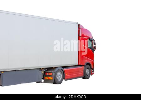 Semirimorchio per camion con spazio vuoto per il testo, isolato su sfondo bianco Foto Stock