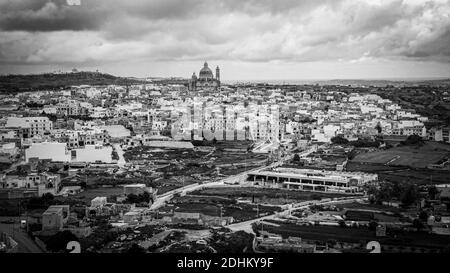 La più grande chiesa di Gozo chiamata Xewkija Rotunda Foto Stock