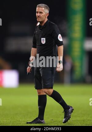 Arbitro, Darren Bond - Norwich City v Nottingham Forest, Sky Bet Championship, Carrow Road, Norwich, UK - 9 dicembre 2020 solo uso editoriale - si applicano restrizioni DataCo Foto Stock