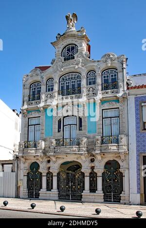 La facciata ornata del Museo di Art Nouveau di Aveiro, Portogallo. Il museo è ospitato nella ex residenza di Mário Pessoa Foto Stock