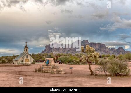 Elvis Chapel nelle Superstition Mountains, Arizona meridionale Foto Stock