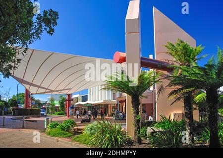 "Mangiare Streat' area pedonale passerella coperta, Tutanekai Street, Rotorua, Baia di Planty Regione, Isola del nord, Nuova Zelanda Foto Stock