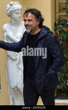 Il regista messicano Alejandro Gonzalez Inarritu partecipa alla fotocellula del film 'il Revenant' a Roma, Italia, il 16 gennaio 2016. Foto di Eric Vandeville/ABACAPRESS.COM Foto Stock