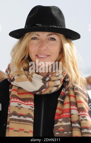 Amelie Etasse durante il 19° Festival della Commedia di Alpe d'Huez, a l'Alpe d'Huez, Francia, il 16 gennaio 2016. Foto di Mireille Ampilhac/ABACAPRESS.COM Foto Stock