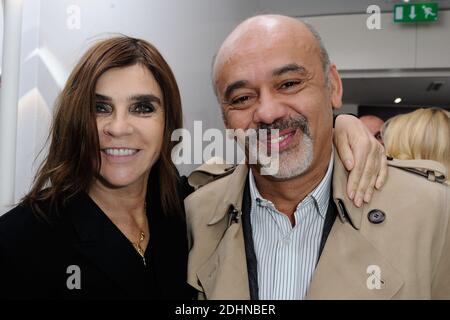 Carine Roitfeld e Christian Louboutin hanno partecipato alla mostra Schiaparelli durante la settimana della Moda Haute-Couture di Parigi Primavera-Estate 2016 il 25 gennaio 2016 a Parigi, Francia. Foto di Aurore Marechal/ABACAPRESS.COM Foto Stock