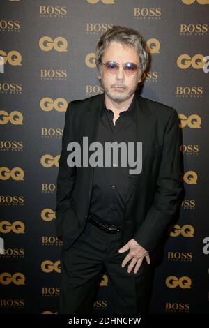 Jean-Michel Jarre partecipa al GQ Men of the Year 2015 Awards tenutosi presso lo Shangri-la Hotel di Parigi, Francia, il 20 gennaio 2016. Foto di Jerome Domine/ABACAPRESS.COM Foto Stock