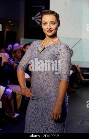 Priscilla Betti cammina sulla pista durante la mostra Christophe Guillarme nell'ambito della settimana della moda Autunno/Inverno 2016/2017 di Parigi, il 2 marzo 2016, a Parigi, Francia. Foto di Jerome Domine/ABACAPRESS.COM Foto Stock