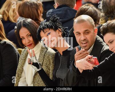 Willow Smith e Jada Pinkett Smith partecipano alla sfilata Chanel come parte della Paris Fashion Week Womenswear Autunno/Inverno 2016/2017 l'8 marzo 2016 a Parigi, Francia. Foto di ABACAPRESS.COM Foto Stock