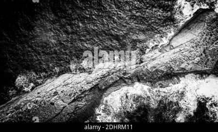 Veduta aerea della baia di Dwerja sull'isola di Gozo Malta Foto Stock