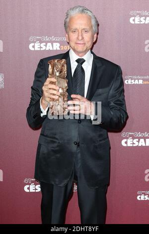 MICHAEL DOUGLAS CESAR D'HONNEUR - 41EME CEREMONIE DES CESAR 2016 Au THEATRE DU CHATELET Foto di Nasser Berzane/ABACAPRESS.COM Foto Stock