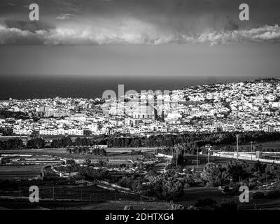 Splendida vista su Mosta e Valletta da Mdina Foto Stock