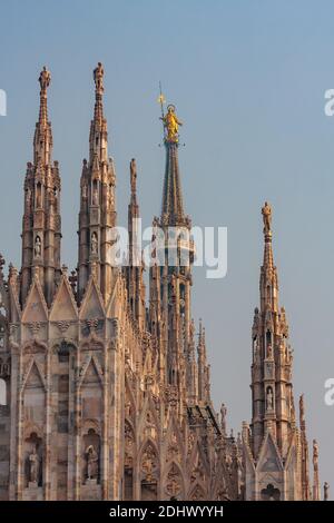 MILANO, ITALIA, EUROPA - FEBBRAIO 23 : dettaglio dello skyline del Duomo di Milano il 23 Febbraio 2008 Foto Stock