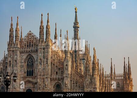 MILANO, ITALIA, EUROPA - FEBBRAIO 23 : dettaglio dello skyline del Duomo di Milano il 23 Febbraio 2008 Foto Stock