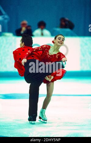 Ekaterina Gordeeva / Sergei Grinkov (URS) medaglia d'oro in paia pattinaggio a figura ai Giochi Olimpici invernali del 1994. Foto Stock