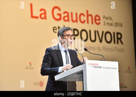 Gilles Finchelstein, direttore generale della Fondazione Jean-Jaures, ha pronunciato il suo discorso in occasione di un colloquio intitolato "la sinistra e il potere" organizzato congiuntamente dalla Fondazione Jean Jaures, dal think tank francese Terra Nova e dalla Fondazione per gli studi progressivi europei (FEPS), al Theatre du Rond-Point di Parigi, Francia, il 3 maggio 2016. Foto di Christian Liegi/ABACAPRESS.COM Foto Stock